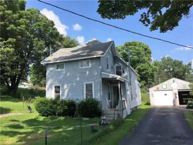 Main picture of 54 N Main St