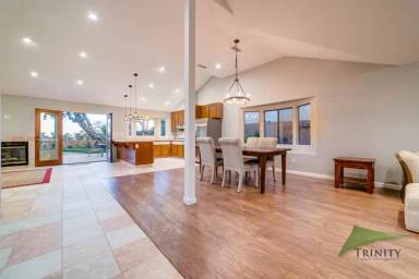 Main picture of 1108 Monterey Vista Way