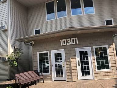 Main picture of 10301 Cedar Lake Rd