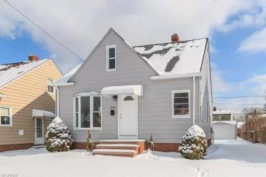 Main picture of 5243 W 45th St