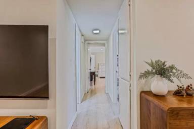 Main picture of 1720 Mission St