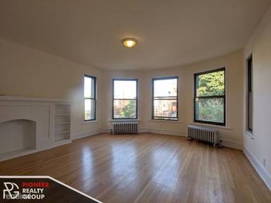 Main picture of 2330-38 N Spaulding Ave