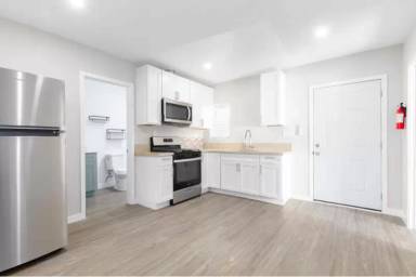 Main picture of 4220 36th St