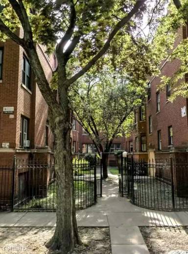 Main picture of 7239 S Bennett Ave