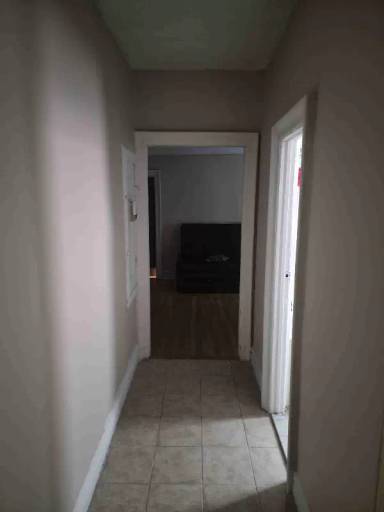 Main picture of 5 Gardner Ave