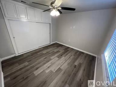 Main picture of 1032 W 125th St