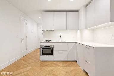 Main picture of 220 West 24th St