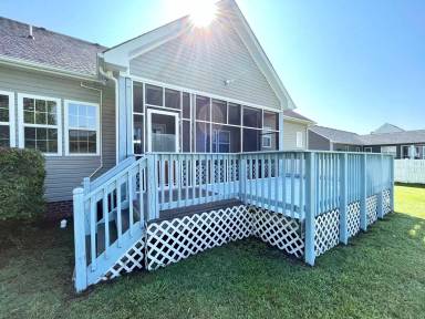 Main picture of 174 Cedarwood Blvd