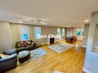 Main picture of 384 Washinton St