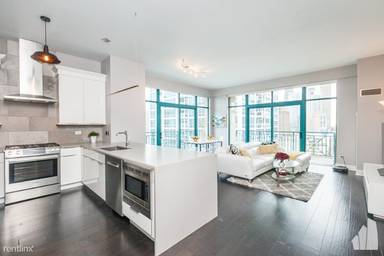 Main picture of 340 West Superior Condos