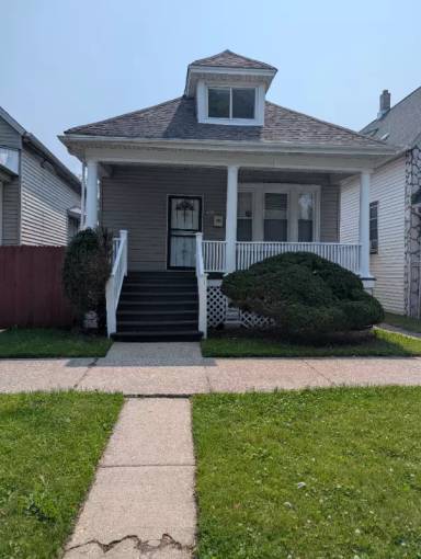 Main picture of 7633 S Langley Ave