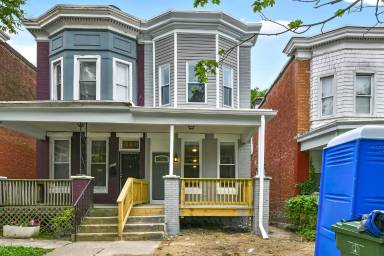 Main picture of 3813 Clifton Ave