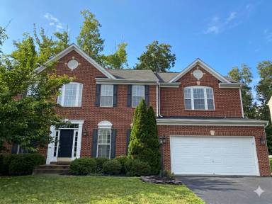Main picture of 121 Riggs Rd