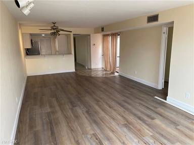 Main picture of 10236 Greenhouse Rd