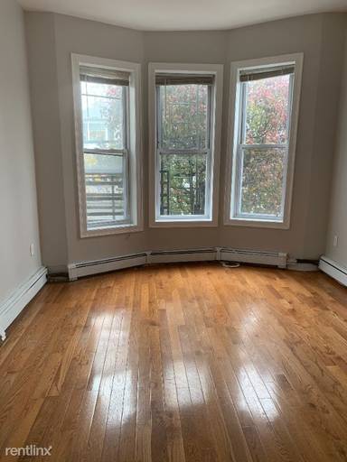 Main picture of 95 Beacon Ave