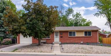 Main picture of 6260 Quay St