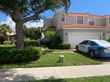 Main picture of 15099 Summit Place Cir