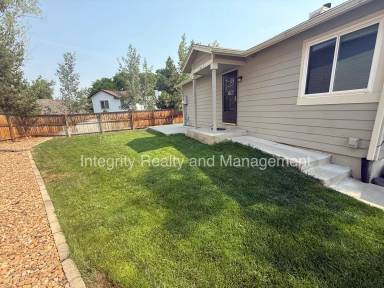Main picture of 475 Chiswick Cir