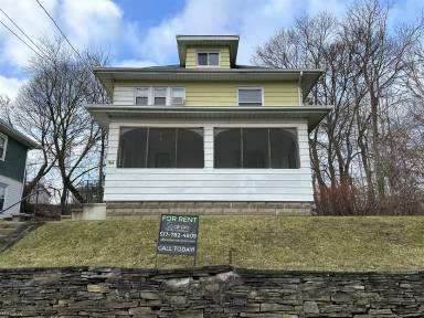 Main picture of 916 Orchard Pl