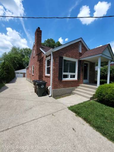 Main picture of 3505 Warner Ave