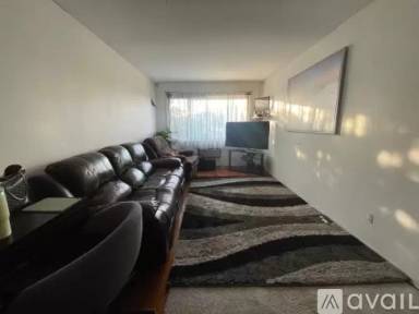 Main picture of 6032 84th St