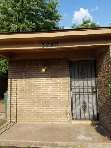 Main picture of 3192 Forest Glen St