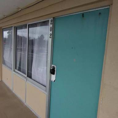 Main picture of 219 S Atlantic Ave
