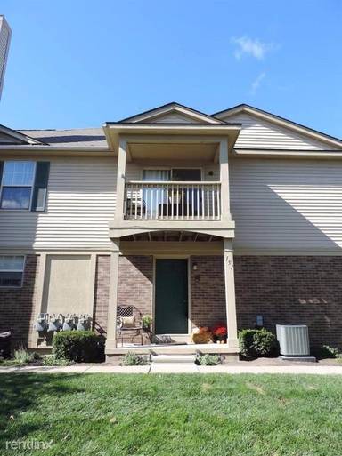 Main picture of 151 Commons Cir
