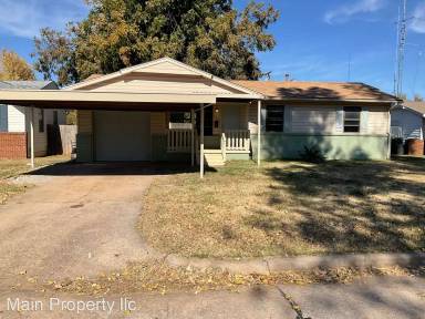 Main picture of 605 Holoway Dr