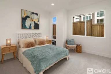 Main picture of 913 28th Ave S