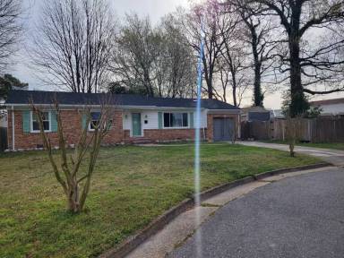 Main picture of 512 S Kings Point Rd