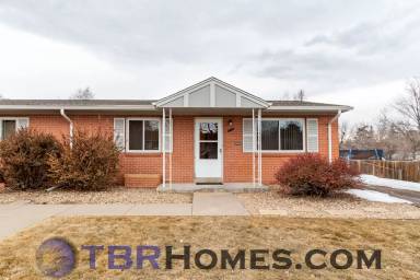 Main picture of 177 S Cody St
