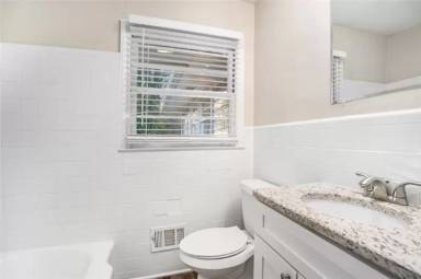 Main picture of 226 Collum St NW