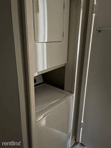 Main picture of 2250 Bering Dr