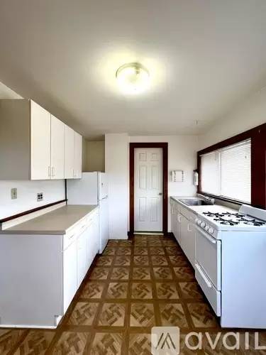 Main picture of 120 Plate Rd
