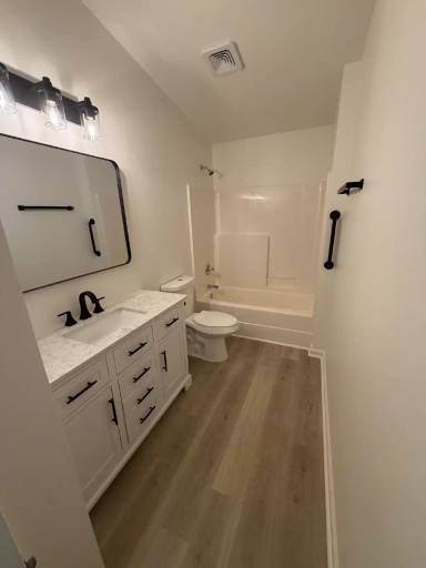Main picture of 919 Patio Dr