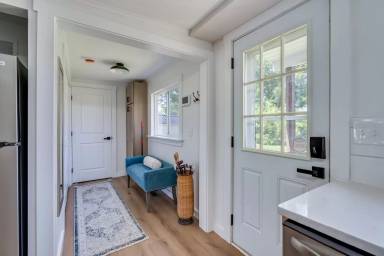 Main picture of 105 Brown Shores Rd