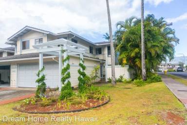 Main picture of 95-305 Ualalehu St
