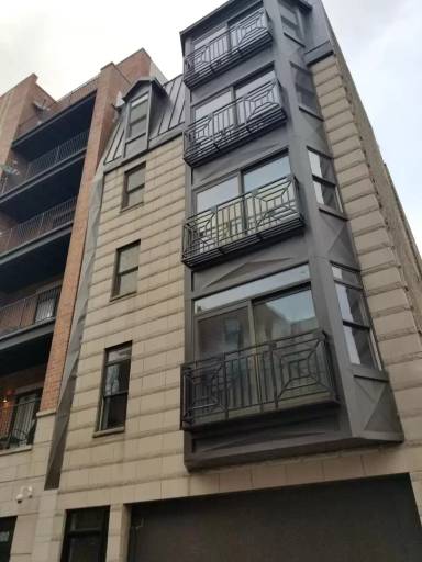 Main picture of 1427 N Sedgwick St