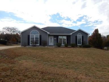 Main picture of 91 Lee Road 2096