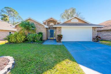 Main picture of 168 Snowgoose Ct