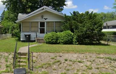 Main picture of 725 S Logan St