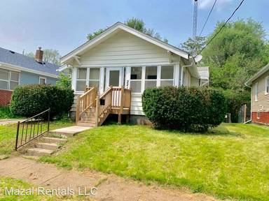 Main picture of 2219 Lincoln Ave