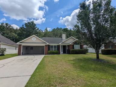 Main picture of 89 Carlisle Ln