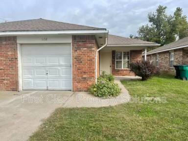 Main picture of 1132 N Gardner Ave