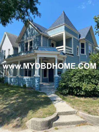 Main picture of 1704 W Main St