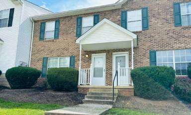 Main picture of 1429 Christine Ct