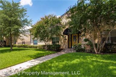 Main picture of 5825 Sandhurst Ln