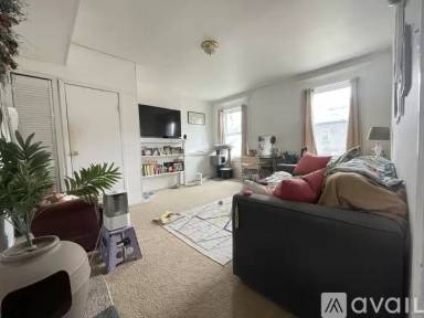 Main picture of 1028 N Negley Ave