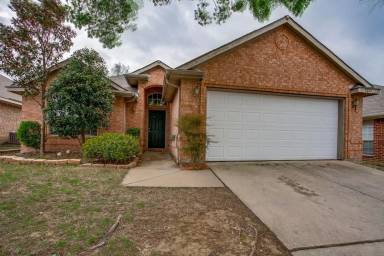 Main picture of 9213 Norfolk Ln